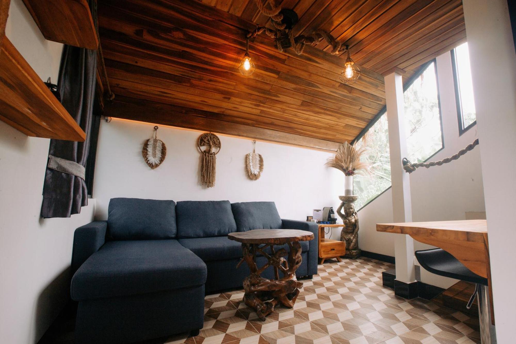 Ayumar Homestay Medewi Pulukan Habitación foto