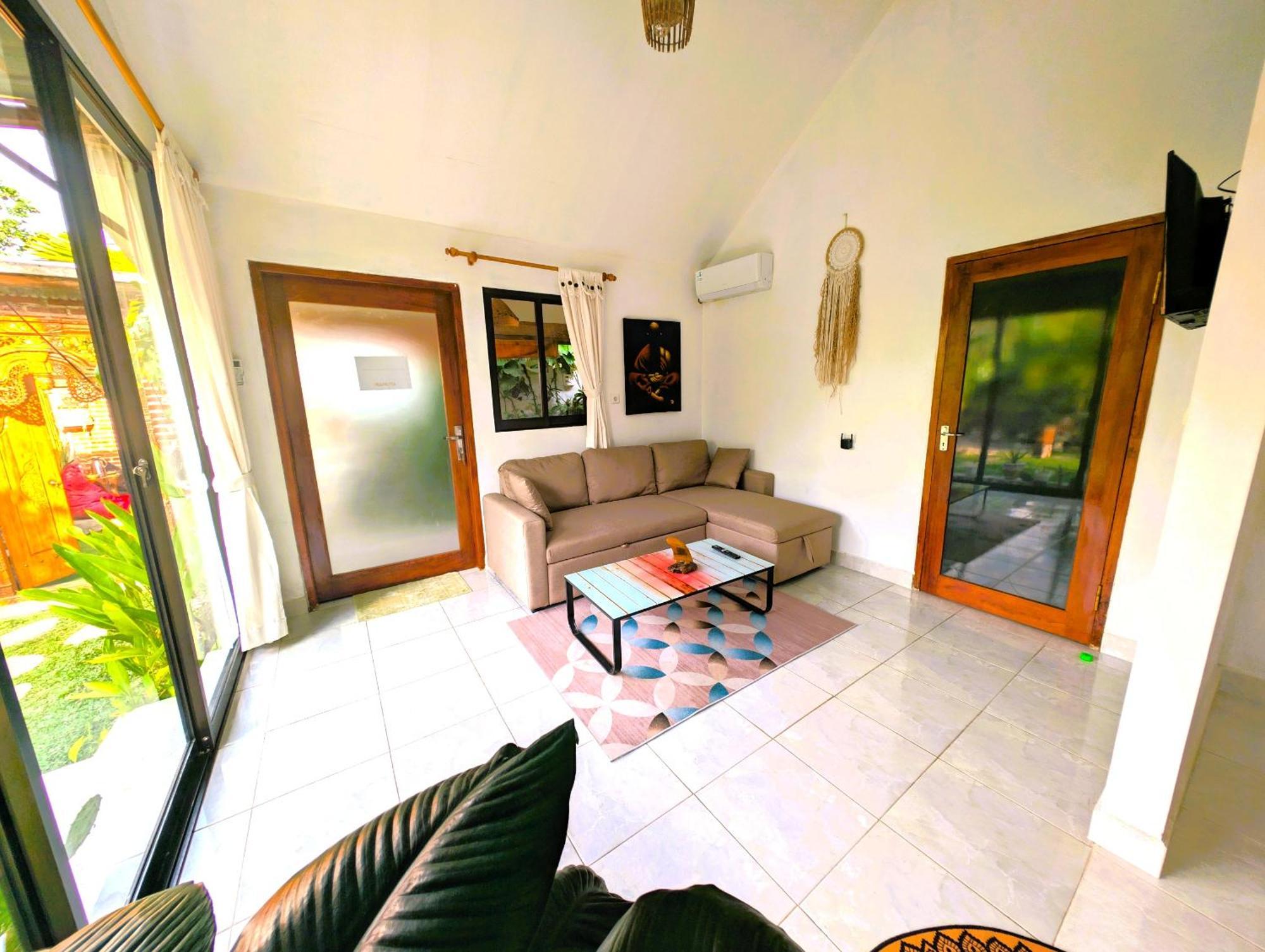 Ayumar Homestay Medewi Pulukan Habitación foto
